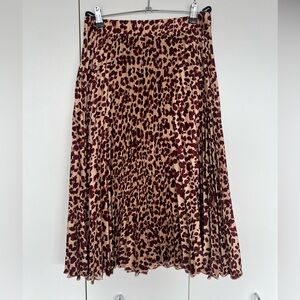 H&M Cheetah Pleated Skirt